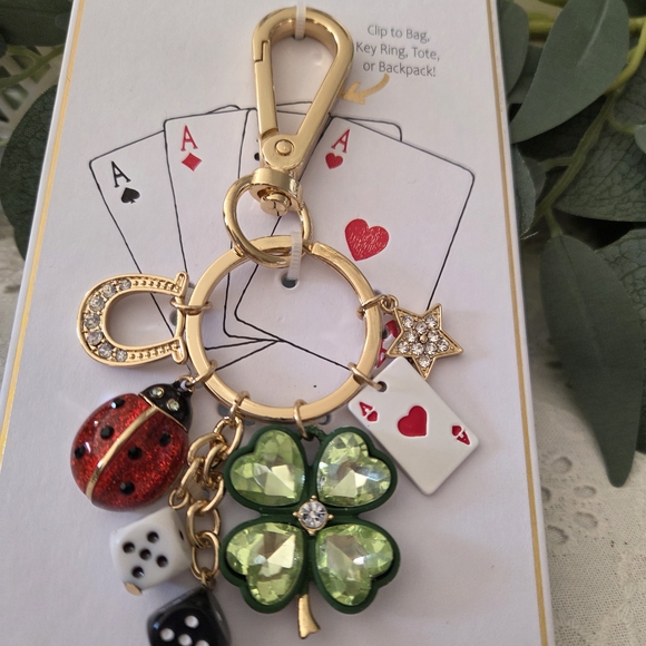 True to Form Lucky Charm Handbag Key Holder - Picture 3 of 3